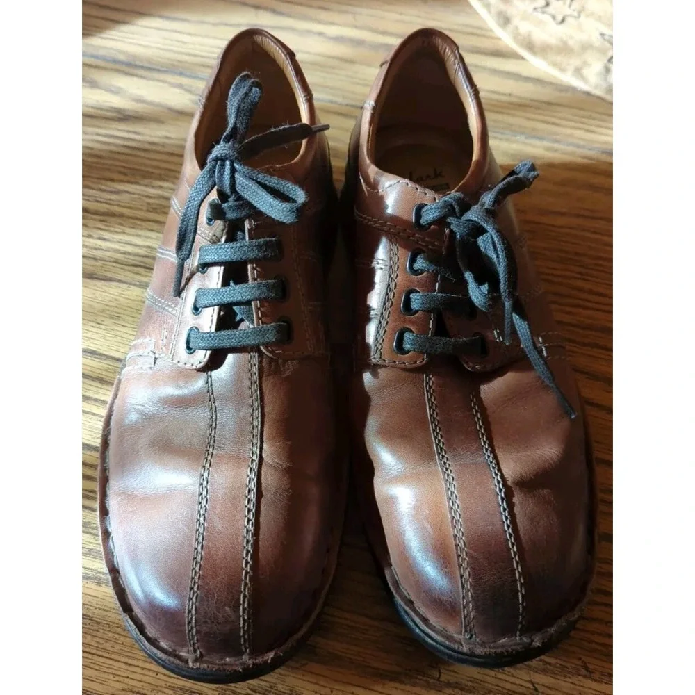 Clarks Shoes Mens 8.5 M Casual Lace Up Oxford Brown Distressd‎ Leather